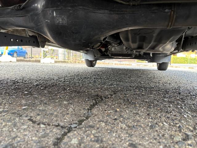 ハイゼットカーゴ スペシャル　車検令和９年１０月１９日　法人ワンオーナー　４速オートマ　エアバック（運転席／助手席）　集中ドアロック　タイミングチェーン　取扱説明書　保証書　整備点検記録簿（31枚目）