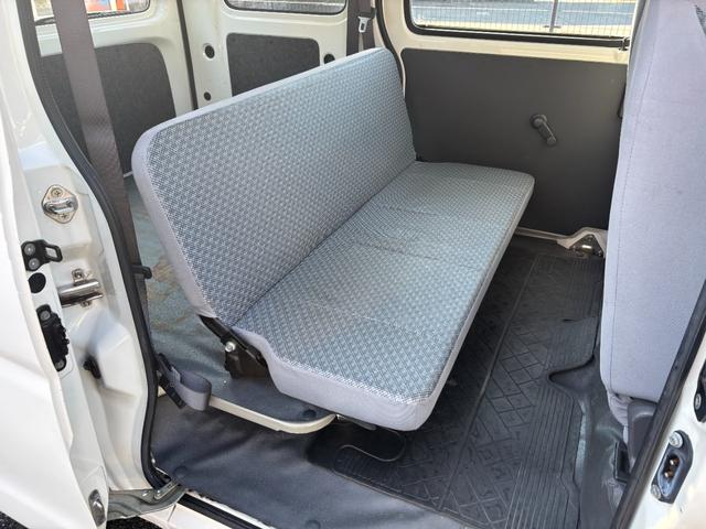 ハイゼットカーゴ スペシャルクリーン　車検令和９年１１月２４日　法人ワンオーナー　４ＷＤ　４速オートマ　パワーウィンドウ　フロントフォグライト　ＡＢＳ　ＳＲＳエアバック　集中ドアロック　タイミングチェーン　取説　保証書　整備点検記録簿（11枚目）