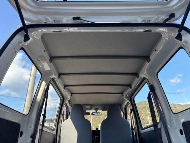 ハイゼットカーゴ スペシャルクリーン　車検令和９年１１月２４日　法人ワンオーナー　４ＷＤ　４速オートマ　パワーウィンドウ　フロントフォグライト　ＡＢＳ　ＳＲＳエアバック　集中ドアロック　タイミングチェーン　取説　保証書　整備点検記録簿（20枚目）