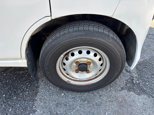 ハイゼットカーゴ スペシャルクリーン　車検令和９年１１月２４日　法人ワンオーナー　４ＷＤ　４速オートマ　パワーウィンドウ　フロントフォグライト　ＡＢＳ　ＳＲＳエアバック　集中ドアロック　タイミングチェーン　取説　保証書　整備点検記録簿（34枚目）