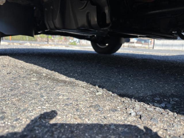 ハイゼットカーゴ スペシャルクリーン　車検令和９年１１月２４日　法人ワンオーナー　４ＷＤ　４速オートマ　パワーウィンドウ　フロントフォグライト　ＡＢＳ　ＳＲＳエアバック　集中ドアロック　タイミングチェーン　取説　保証書　整備点検記録簿（39枚目）