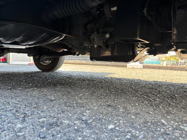 ハイゼットカーゴ スペシャルクリーン　車検令和９年１１月２４日　法人ワンオーナー　４ＷＤ　４速オートマ　パワーウィンドウ　フロントフォグライト　ＡＢＳ　ＳＲＳエアバック　集中ドアロック　タイミングチェーン　取説　保証書　整備点検記録簿（41枚目）