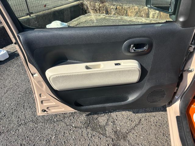 査定検査の厳しいディーラー系オートオークションで修復歴無しで仕入をさせて頂いております。走行管理システムを通過している為実走行で間違い御座いません。