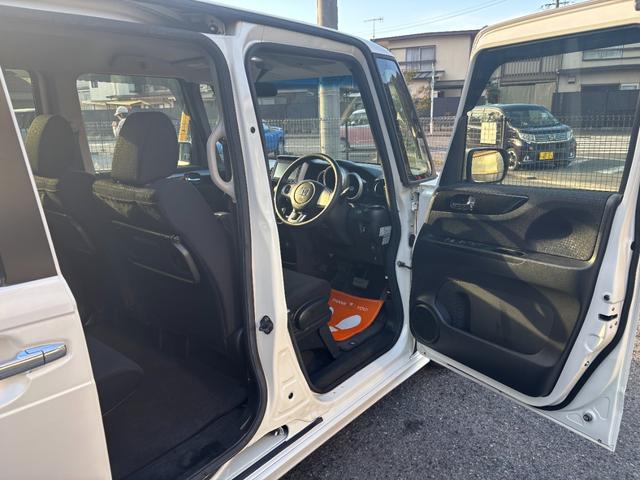 N-BOXカスタム G・Lパッケージ 車検令和9年3月まで 後期型 ワンオーナー 純正ナビ バックカメラ 地デジテレビ ブルートゥース対応 ETC 左パワースライドドア HIDライト フォグライト 純正14インチアルミ スマートキー(12枚目)