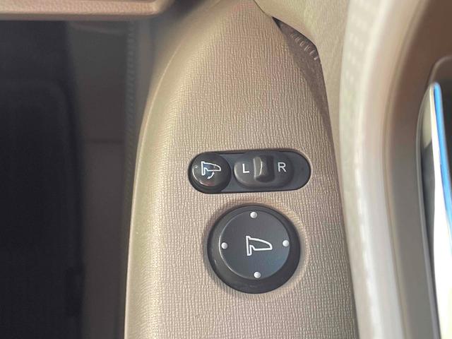 ご覧いただきありがとうございます♪気になったお車がありましたらお気軽にお電話をください♪