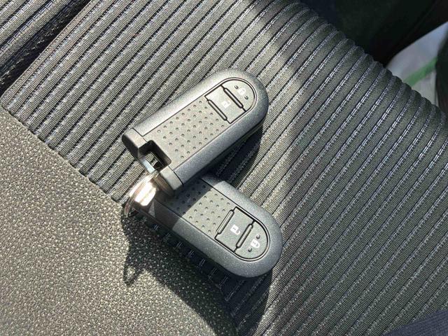 ムーヴ カスタム XリミテッドII SAIII 禁煙 ワンオーナー車 ナビTV エアバック アルミ スマートキー ABS キーフリー 整備記録簿(29枚目)