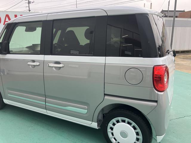 ムーヴキャンバス ストライプスG アイドルストップ セキュリティアラーム スマートキープッシュスタート キーフリーキー LEDライト 車線逸脱警報 Wエアバッグ 運転席エアバック オートハイビーム ABS 安全ボディ 両Pドア(19枚目)