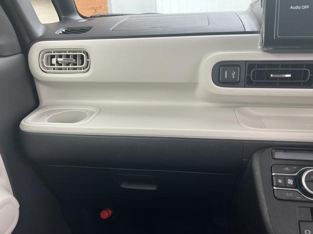 ムーヴキャンバス ストライプスG アイドルストップ セキュリティアラーム スマートキープッシュスタート キーフリーキー LEDライト 車線逸脱警報 Wエアバッグ 運転席エアバック オートハイビーム ABS 安全ボディ 両Pドア(43枚目)