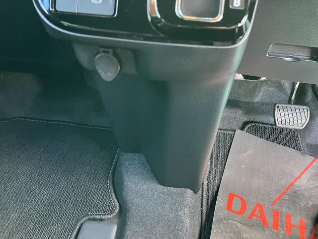 タント カスタムX(34枚目)