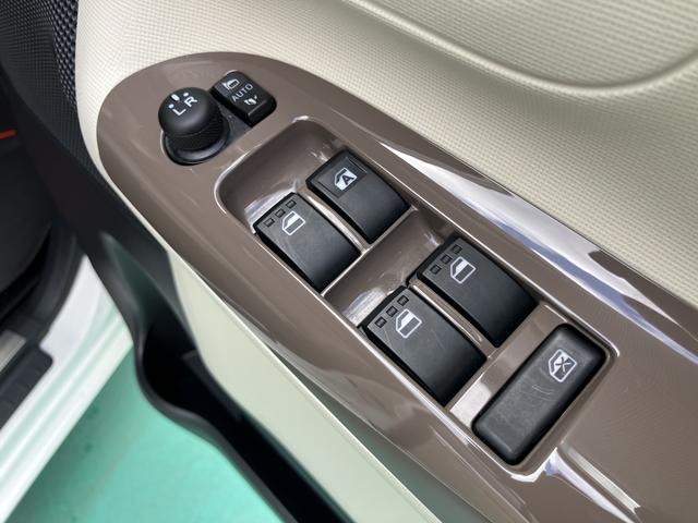 ムーヴキャンバス ＧメイクアップＶＳ　ＳＡＩＩＩ　カーナビ　キーフリーシステム　エアバック　ＡＢＳ　記録簿　プッシュスタートスマートキー（31枚目）