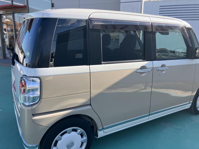 ムーヴキャンバス Ｇメイクアップリミテッド　ＳＡＩＩＩ　禁煙　パノラミックビューモニター　プッシュスタートスマートキー　カーナビ　キーレスエントリー　ドラレコ　記録簿　１オーナ（18枚目）