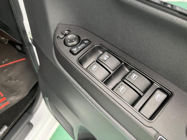 タント カスタムRS ターボエンジン キーフリー アルミホイール ABS エアバック スマートキーPスタート(32枚目)