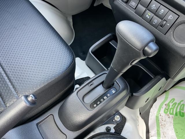 ハイゼットトラック スタンダード パワステ付 切替式4WD エアコン付 シングルエアバッグ ABS(4枚目)