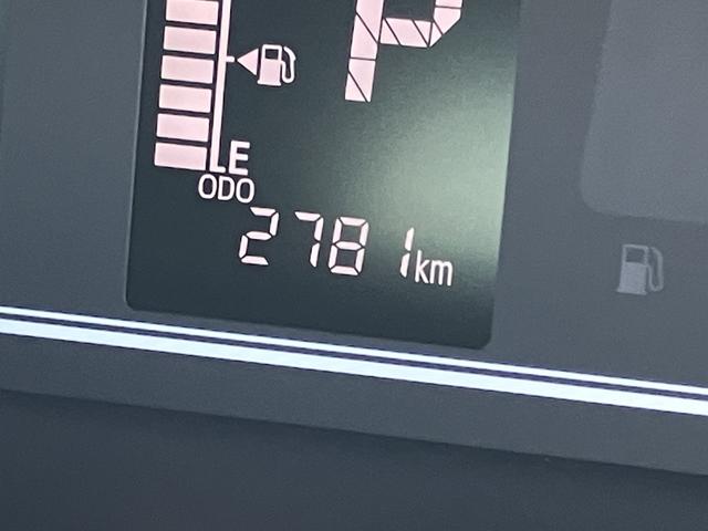 タント カスタムＲＳ　両自動ドア　アイドリングストップ機能　キーフリーキー　車線逸脱　助手席エアバック　安全ボディ　タ－ボ　ＬＥＤヘットライト　オートＨビーム　Ａライト　盗難防止　ＡＢＳ　アルミホイール　エアバック（31枚目）