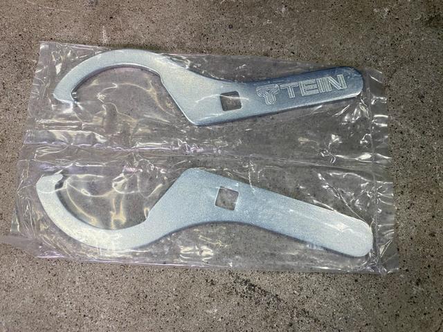 BRZ R 6速MT HKSスーパーチャージャー/エキマニ/マフラー/フラッシュエディター TEIN減衰調整式フルタップ車高調 18インチAW GReddyフロントリップ LEDヘッドライト ETC(57枚目)