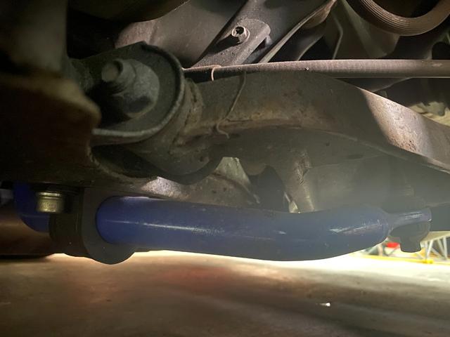 ���A�X�^�r���C�U�[�������i�Ɋ������Ă���܂��B