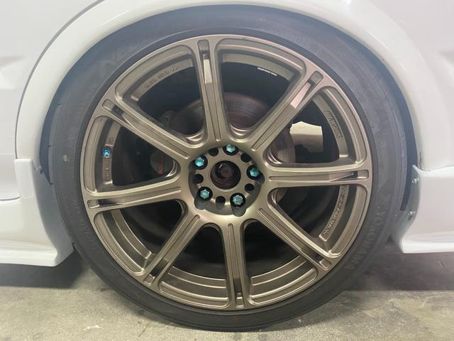 �z�C�[���͂v�n�q�j�̃G���[�V�����w�b�W�A�P�W�C���`���S�{�������Ă��܂��B�u���[�L�L�����p�[�͂d�q�R�S�^�[�{�p�Ɋ������Ă���܂��B