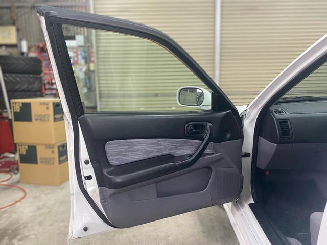 ����ȃh�A�̃p���[�E�C���h�E�X�C�b�`�ł��B