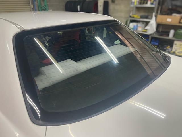 �g�����N���[�������Ɏ��[�{�b�N�X������܂��B