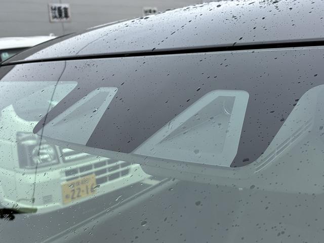 ワゴンＲカスタムＺ カスタムＺ　ＨＹＢＲＩＤ　ＺＸ　４型　社用車アップ♪　オートライト　プッシュスタート　シートヒーター　オートエアコン　スズキセーフティーサポート　衝突被害軽減システム　衝突安全ボディ　盗難防止システム　アダプティブクルーズコントロールシステム（11枚目）