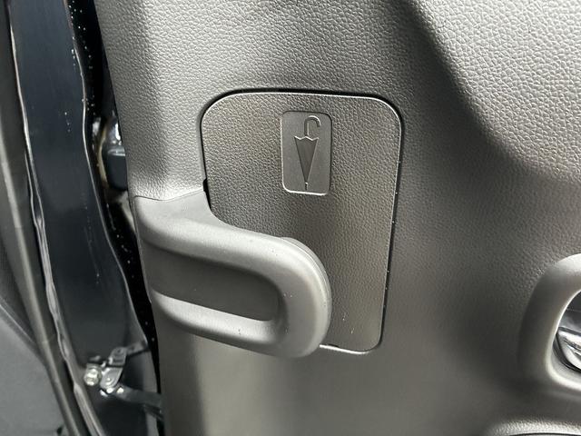 ワゴンＲカスタムＺ カスタムＺ　ＨＹＢＲＩＤ　ＺＸ　４型　社用車アップ♪　オートライト　プッシュスタート　シートヒーター　オートエアコン　スズキセーフティーサポート　衝突被害軽減システム　衝突安全ボディ　盗難防止システム　アダプティブクルーズコントロールシステム（32枚目）