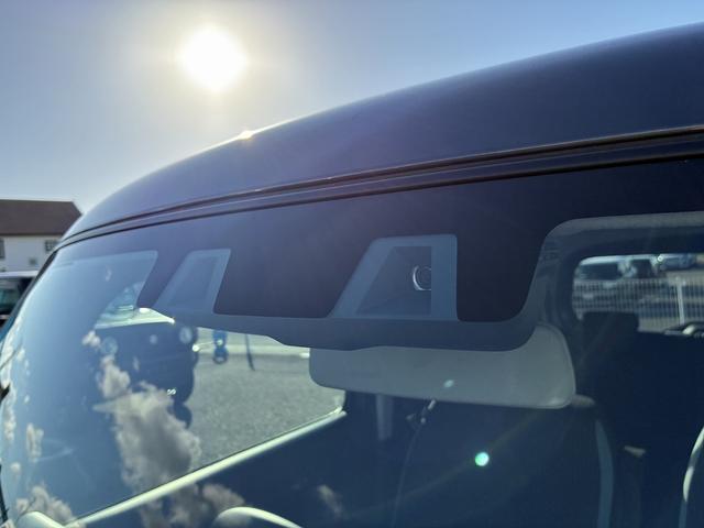 ハスラー ＨＹＢＲＩＤ　Ｇ　３型！！　オーディオレス　オートライト　プッシュスタート　シートヒーター　オートエアコン　スズキセーフティーサポート　ワンオーナー　衝突被害軽減システム　アイドリングストップ　衝突安全ボディ　盗難防止システム（11枚目）