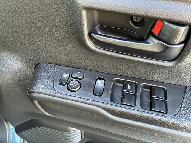 ハスラー ＨＹＢＲＩＤ　Ｇ　３型！！　オーディオレス　オートライト　プッシュスタート　シートヒーター　オートエアコン　スズキセーフティーサポート　ワンオーナー　衝突被害軽減システム　アイドリングストップ　衝突安全ボディ　盗難防止システム（24枚目）