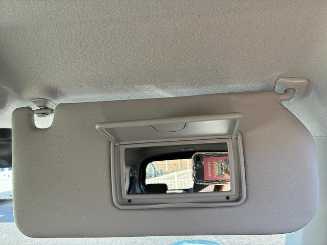 ハスラー ＨＹＢＲＩＤ　Ｇ　３型！！　オーディオレス　オートライト　プッシュスタート　シートヒーター　オートエアコン　スズキセーフティーサポート　ワンオーナー　衝突被害軽減システム　アイドリングストップ　衝突安全ボディ　盗難防止システム（58枚目）