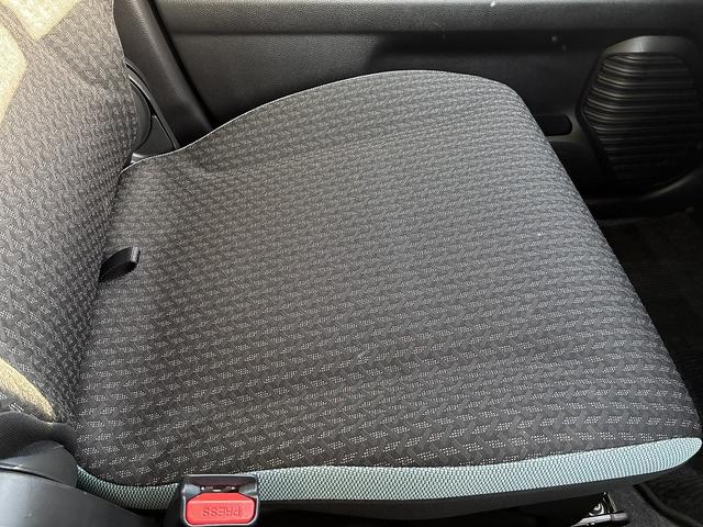 ハスラー ＨＹＢＲＩＤ　Ｇ　３型！！　オーディオレス　オートライト　プッシュスタート　シートヒーター　オートエアコン　スズキセーフティーサポート　ワンオーナー　衝突被害軽減システム　アイドリングストップ　衝突安全ボディ　盗難防止システム（68枚目）