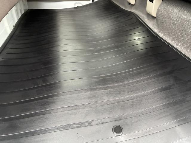 エブリイ ＰＡリミテッド　６型　２ＷＤ車　純正ラジオ♪　オートライト　スライドドア　スズキセーフティーサポート　衝突安全ボディ　盗難防止システム（25枚目）