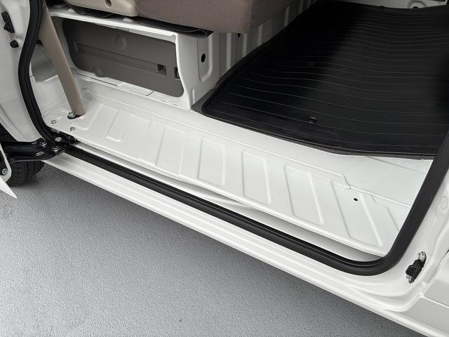 エブリイ ＰＡリミテッド　６型　２ＷＤ車　純正ラジオ♪　オートライト　スライドドア　スズキセーフティーサポート　衝突安全ボディ　盗難防止システム（26枚目）