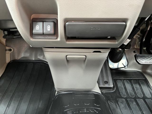 エブリイ ＰＡリミテッド　６型　２ＷＤ車　純正ラジオ♪　オートライト　スライドドア　スズキセーフティーサポート　衝突安全ボディ　盗難防止システム（58枚目）