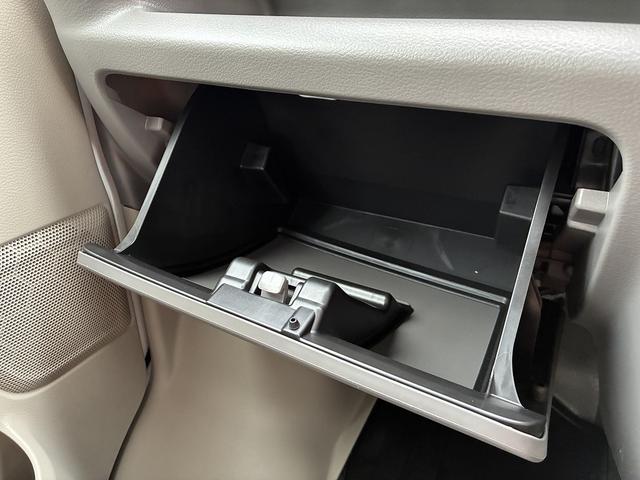 エブリイ ＰＡリミテッド　６型　２ＷＤ車　純正ラジオ♪　オートライト　スライドドア　スズキセーフティーサポート　衝突安全ボディ　盗難防止システム（63枚目）