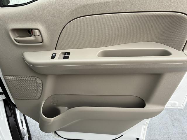 エブリイ ＰＡリミテッド　６型　２ＷＤ車！　オートライト　スズキセーフティーサポート　盗難防止システム　衝突安全ボディ（22枚目）