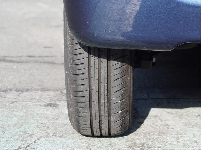 �y�^�C���a�L��z�^�C���̍a�͂�������Ǝc���Ă܂��̂ł����S���������B��Ԃ��ǍD�ł��B�m�[�}���^�C���A�X�^�b�h���X�^�C������舵���Ă���܂��B�F�l�̂����X���҂����Ă���܂��B