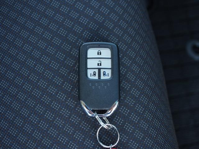 フリード+ G 当社デモカー 8インチディスプレイオーディオ AppleCarPlay/AndroidAuto対応 バックカメラ シートヒーター アダプティブクルーズコントロール 両側電動スライドドア(26枚目)