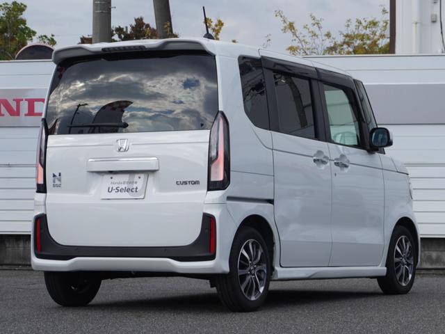 N-BOXカスタム ベースグレード 当社デモカー 8インチディスプレイオーディオ AppleCarPlay/AndroidAuto対応 バックカメラ 前後コーナーセンサー シートヒーター 片側電動スライドドア SOSボタン USB接続(19枚目)