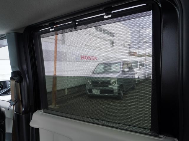 �y���[���T���V�F�[�h�z���悯�Ƃ��Ă̋@�\�ȊO�ɂ��A�Ԓ�����ډB�����K�v�ȏꍇ�ɕ֗��ȑ����ł��B���߂��̃z���_�J�[�Y���Ђ܂ł��z�����������B