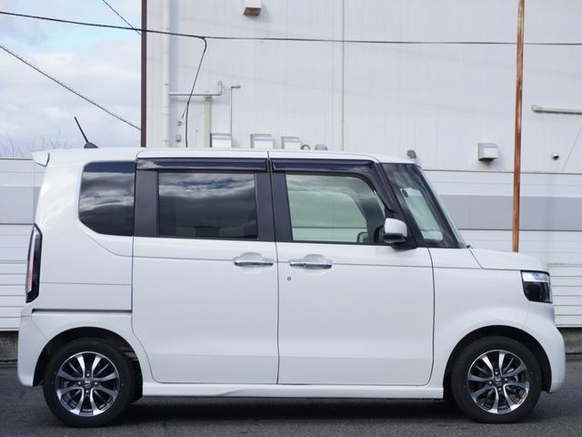 �y�܂��͍݌Ɋm�F���z�z���_�J�[�Y���Ђł͓X���ł̔̔������s���čs���Ă���܂��B��ɔ̔�����Ă��܂����Ƃ�����܂��̂ŁA�C�ɂȂ�Ԃ�����Α��߂ɂ��₢���킹���������B