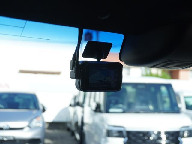 N-BOXカスタム G・Lホンダセンシング ワンオーナー インターナビ バックカメラ 前後ドラレコ 両側電動スライドドア ETC アダプティブクルーズコントロール ミュージックラック フルセグTV Bluetooth 純正アルミホイール(9枚目)