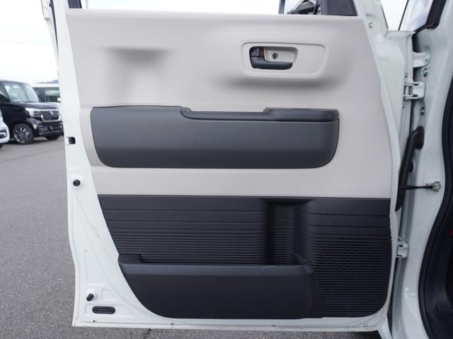 �y�L���C�ȃh�A������z�h�A�̓�����ɂ̓^�o�R�̃R�Q�ՁA�ڗ������L�Y��V�~�ȂǂȂ��Y��ł��B���߂��̃z���_�J�[�Y���Ђ܂ł��z�����������B