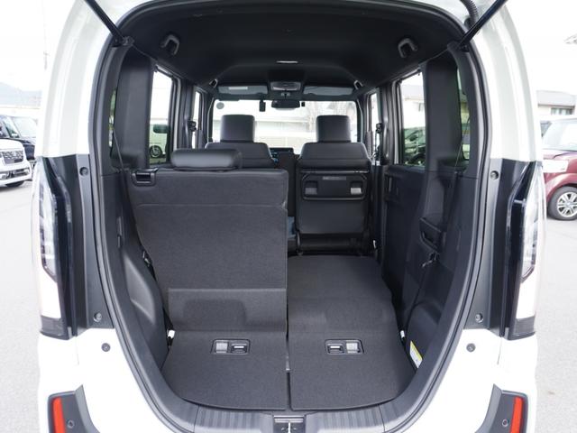 �y���ʂȃV�[�g�A�����W�z���A�V�[�g��Б��|���ƒ������^�ׂ܂��B���߂��̃z���_�J�[�Y���Ђ܂ł��z�����������B