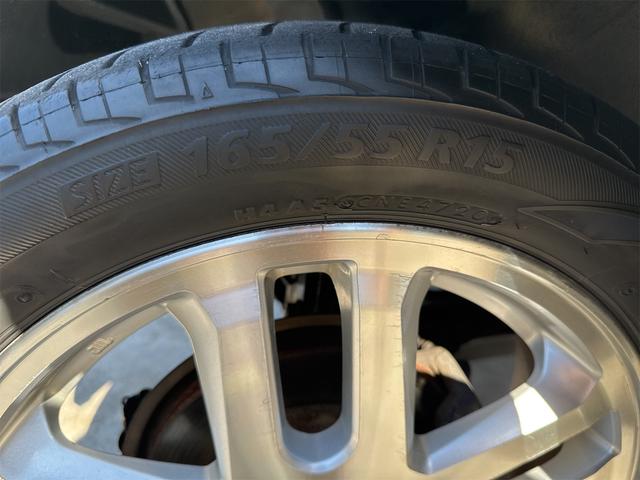 エブリイワゴン ＪＰターボ　４ＷＤ　ＥＴＣ　バックカメラ　ナビ　ＴＶ　キーレスエントリー　電動格納ミラー　シートヒーター　ターボ　ＡＴ　盗難防止システム　ＡＢＳ　ＣＤ　ＤＶＤ再生　ＵＳＢ　ミュージックプレイヤー接続可（11枚目）