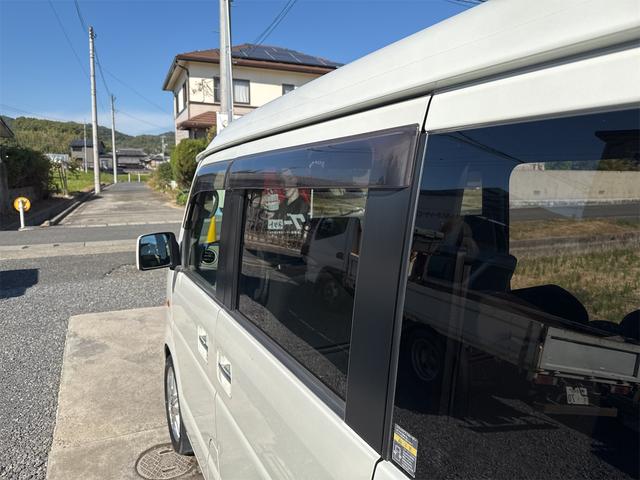 エブリイワゴン ＪＰターボ　４ＷＤ　ＥＴＣ　バックカメラ　ナビ　ＴＶ　キーレスエントリー　電動格納ミラー　シートヒーター　ターボ　ＡＴ　盗難防止システム　ＡＢＳ　ＣＤ　ＤＶＤ再生　ＵＳＢ　ミュージックプレイヤー接続可（12枚目）