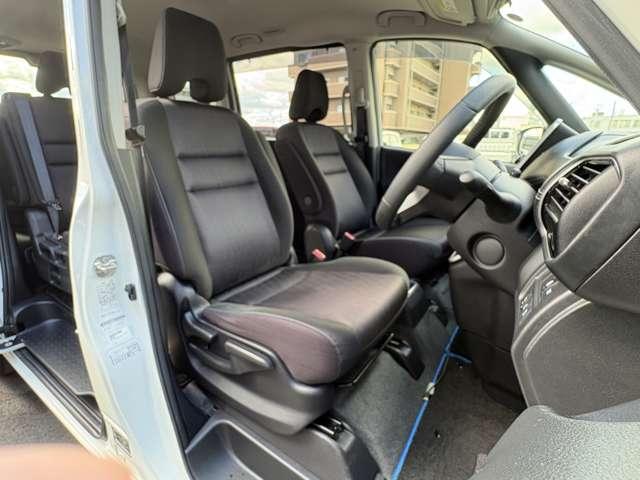 セレナ １．２　ｅ－ＰＯＷＥＲ　ハイウェイスター　Ｖ　両側ハンズフリーオートスライドドア　プロ（14枚目）