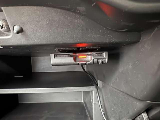ノート ｅ－ＰＯＷＥＲ　モードプレミア　ブラックコンビ　当社元サービスカー　エマージェンシーブレ（15枚目）