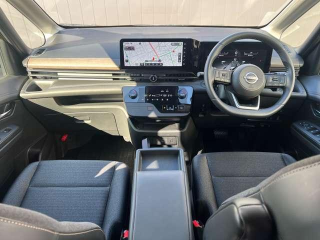 セレナ ２．０　ハイウェイスターＶ（4枚目）