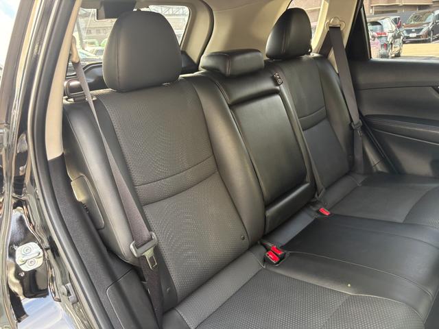 エクストレイル ２０Ｘ　ハイブリッド　後期型　純正メーカーナビ　デジタルルームミラー　３６０°ドラレコ　全方位カメラ　コーナーセンサー　電動バックドア　フルセグＴＶ　ＬＥＤヘッドライト　パートタイム４ＷＤ　ディーラー下取ワンオーナー（41枚目）