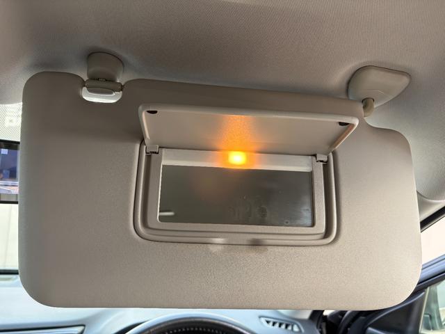 エクストレイル ２０Ｘ　ハイブリッド　後期型　純正メーカーナビ　デジタルルームミラー　３６０°ドラレコ　全方位カメラ　コーナーセンサー　電動バックドア　フルセグＴＶ　ＬＥＤヘッドライト　パートタイム４ＷＤ　ディーラー下取ワンオーナー（60枚目）