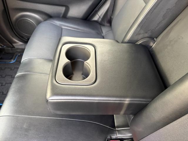 エクストレイル ２０Ｘ　ハイブリッド　後期型　純正メーカーナビ　デジタルルームミラー　３６０°ドラレコ　全方位カメラ　コーナーセンサー　電動バックドア　フルセグＴＶ　ＬＥＤヘッドライト　パートタイム４ＷＤ　ディーラー下取ワンオーナー（64枚目）